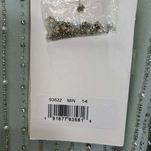 Mac Duggal 93622 NWT LONG SLEEVE PUFF SLEEVE BEADED MIDI DRESS - Picture 6 of 9